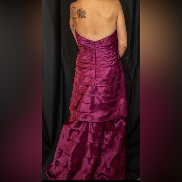 Burgundy prom dress, convertible short and long - Picture 3 of 4